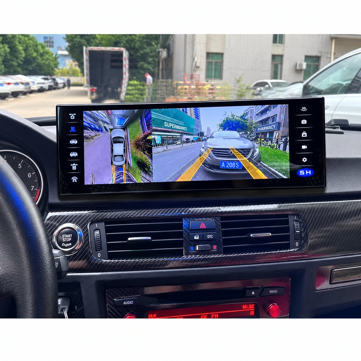 Navigation display and accessories — English product illustration
