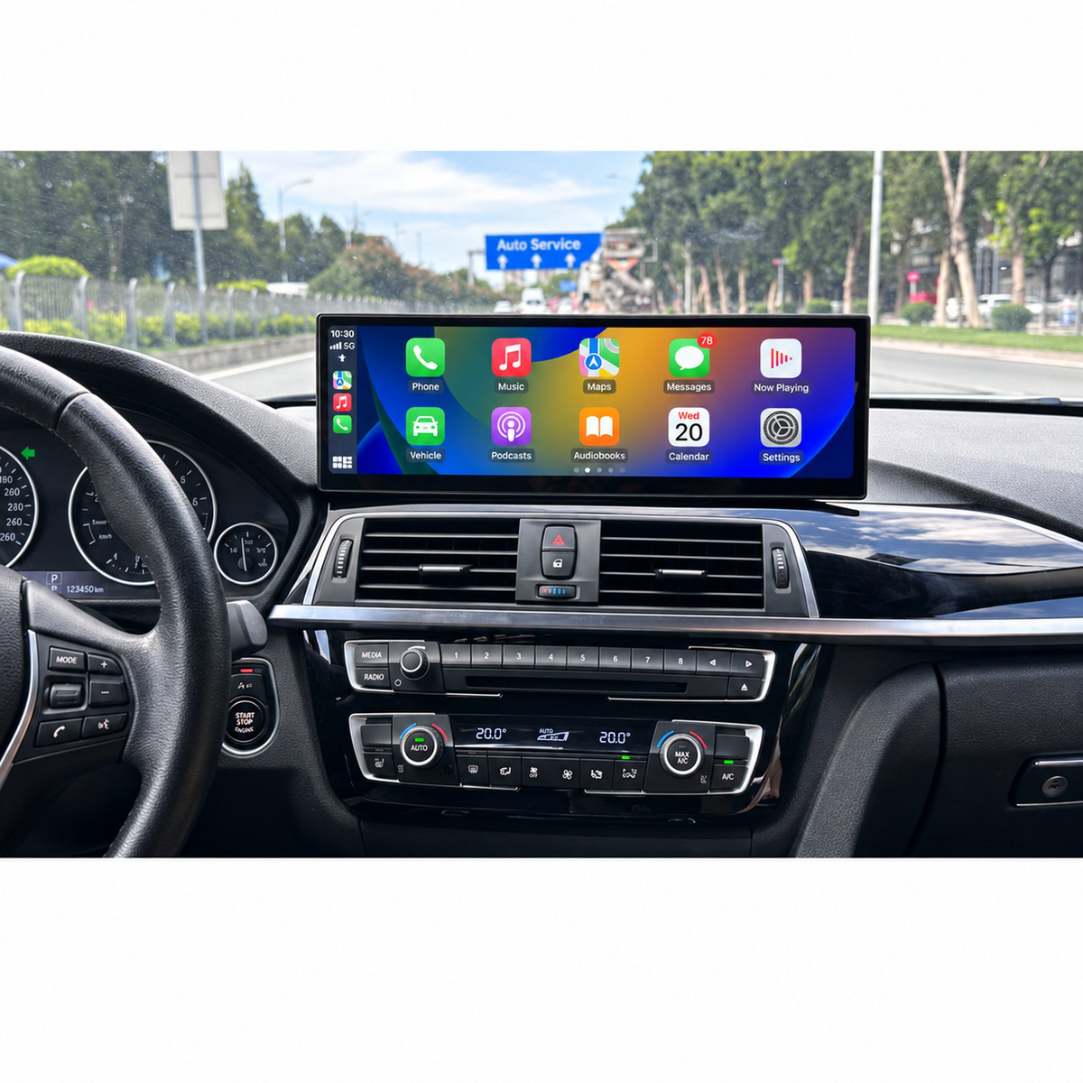 Navigation display with English interface
